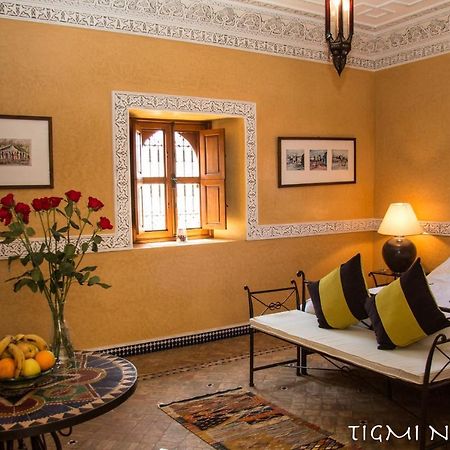 Tigmi Nomade Bed & Breakfast Tahanaout Bagian luar foto