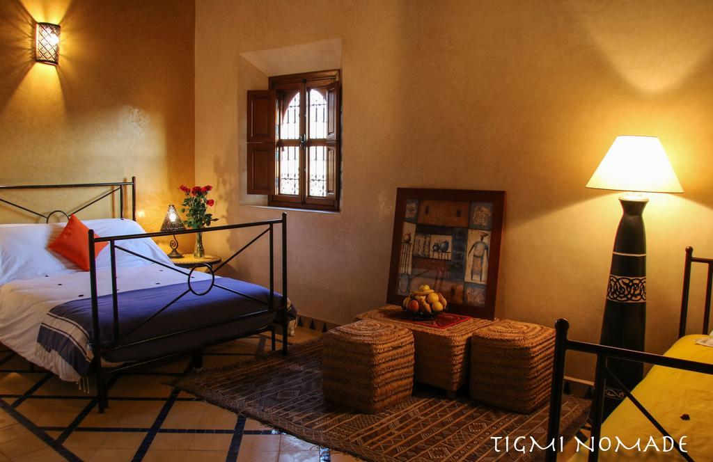 Tigmi Nomade Bed & Breakfast Tahanaout Bagian luar foto